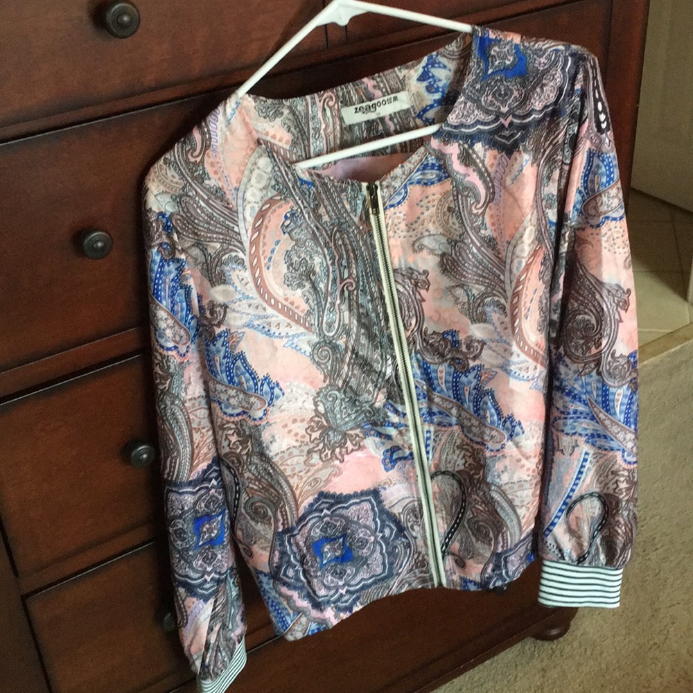 Bomber jacket